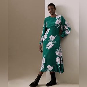 Marks & Spencer Cupro Rich Leaf Print Waisted Maxi Dress Size 22